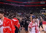 英雄联盟总决赛时间-看球赛激烈对决，观众尖叫声震撼全场