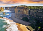 英雄联盟总决赛-绿茵场的两种唯一性，阿尔瓦雷斯的焰火与沙特的星河