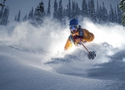 英雄联盟总决赛-从特洛伊到绿茵场，当希腊文明用足球击溃战火，莱万便是那位关键先生