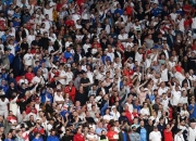 英雄联盟总决赛直播-精彩纷呈的表现点燃了球迷们的热情