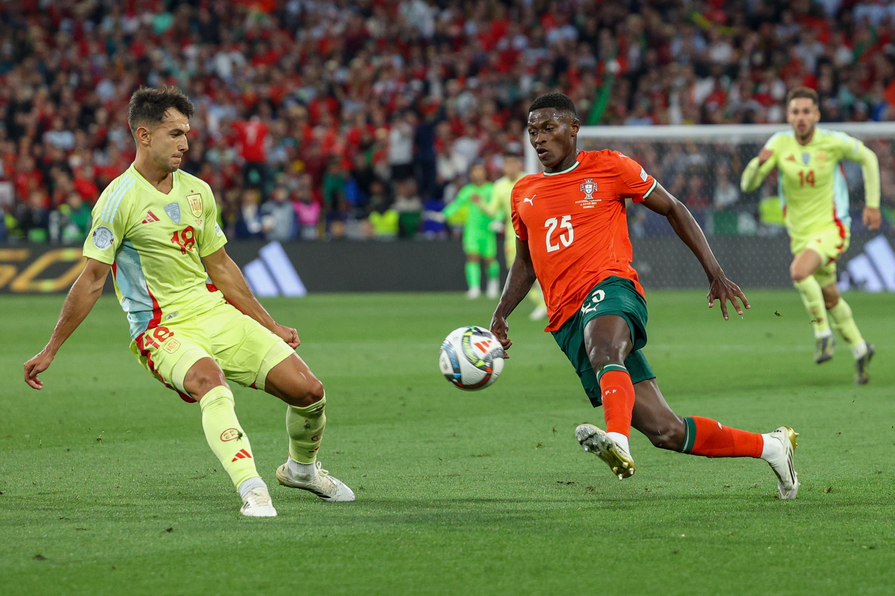 英格兰队无缘欧国联四强，憾负葡萄牙