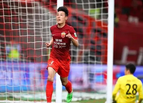 关于上海上港以-战胜对手，取得胜利的信息