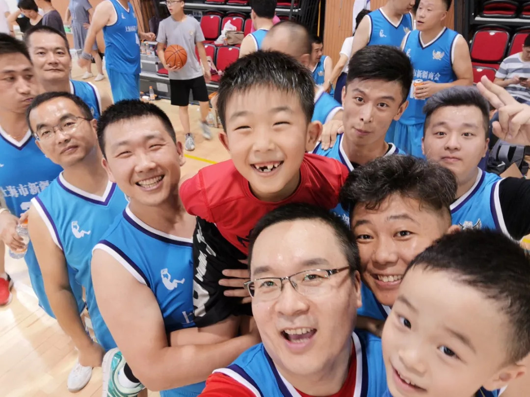 关于森林巨人再励精彩比赛,团结拼搏豪胜对手的信息 关于森林巨人再励精彩比赛,团结拼搏豪胜对手的信息