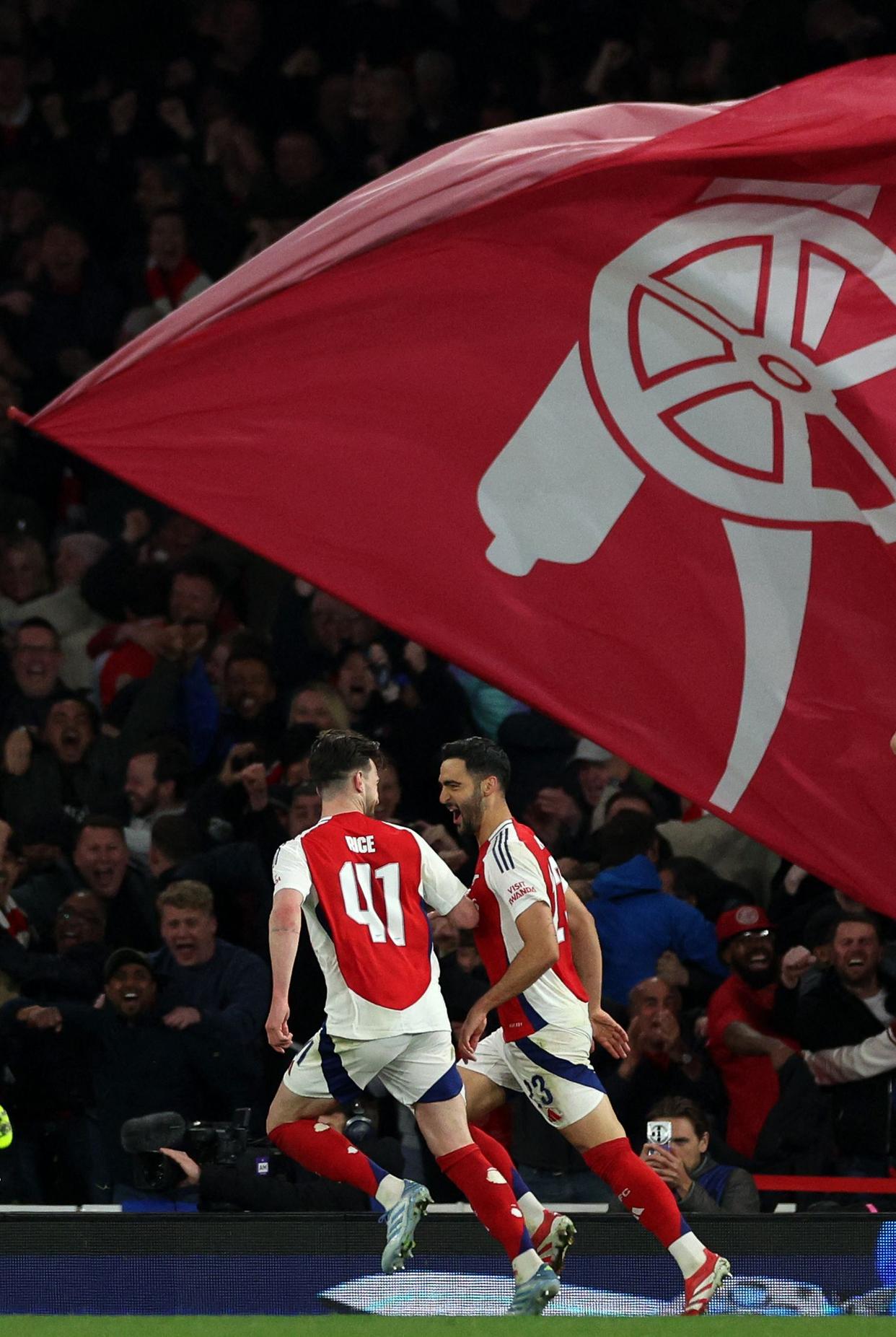 关于阿森纳主场不敌强敌,欧冠席位岌岌可危的信息 关于阿森纳主场不敌强敌,欧冠席位岌岌可危的信息