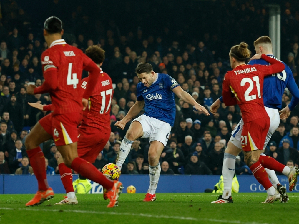 利物浦盼望胜利，红军对上阿贾克斯