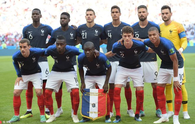 法国国家足球队在国际比赛中取得辉煌战绩