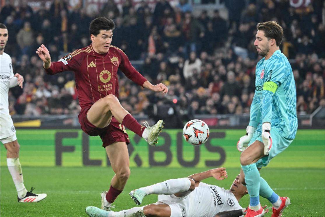 罗马客场大胜,晋级欧冠淘汰赛 罗马客场大胜,晋级欧冠淘汰赛