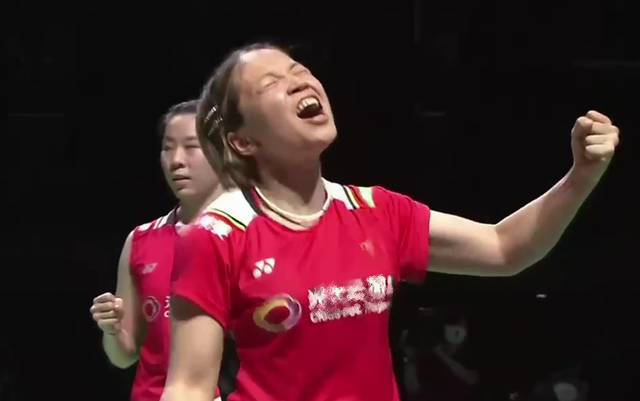 印度队鏖战泰国队，黄鸭组合统治全场