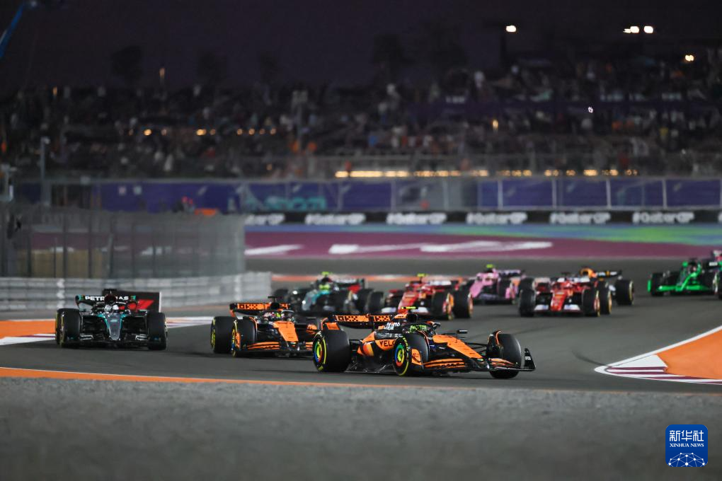 索伯车队轻取威廉姆斯，皮亚斯特里带队取胜