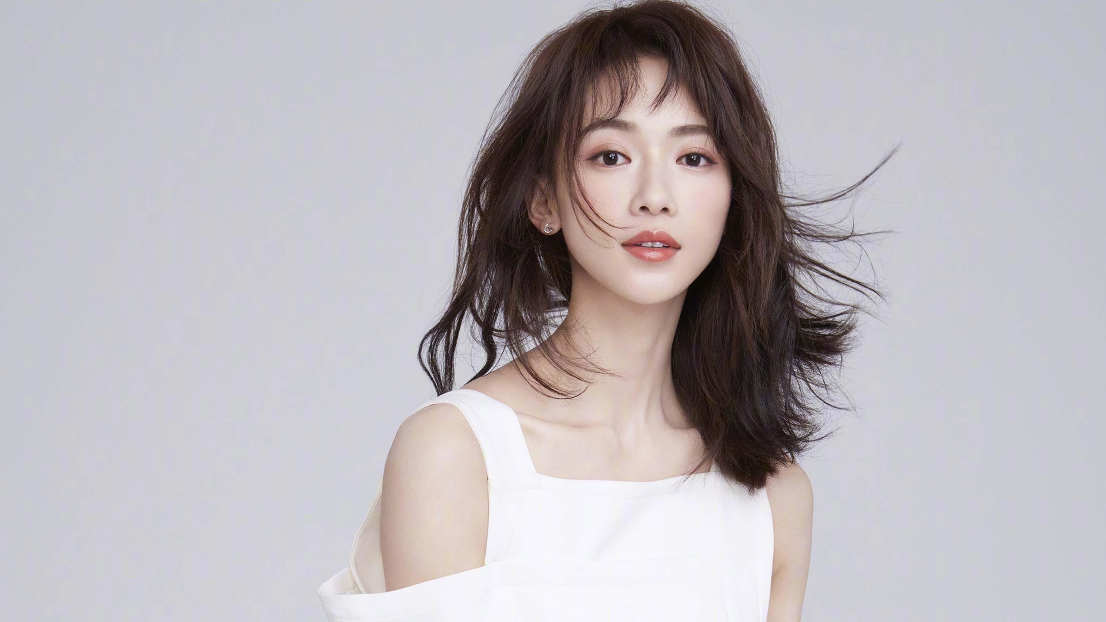 马克西化身完美指挥家，雄鹿提前三节终结悬念掘金