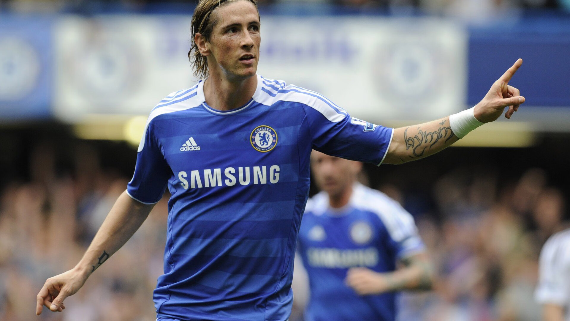 鹰击长空,德甲争冠,当狂胜成为剧本,悬念如何谢幕?